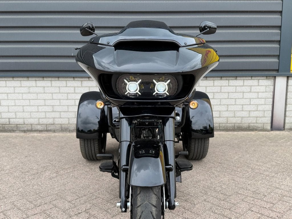 Harley Davidson FLTRT Road Glide 3 trike CUSTOM BLACK EDITIO, Motoren, Traction Control, Bedrijf, Meer dan 35 kW, Toermotor