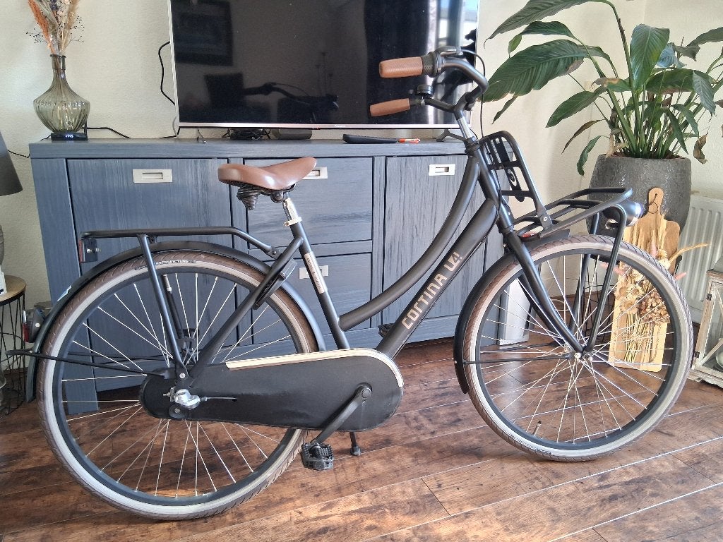 Te koop PRACHTIGE Cortina U4 meisjesfiets 26 inch., Terugtraprem, Versnellingen, Zo goed als nieuw, Cortina