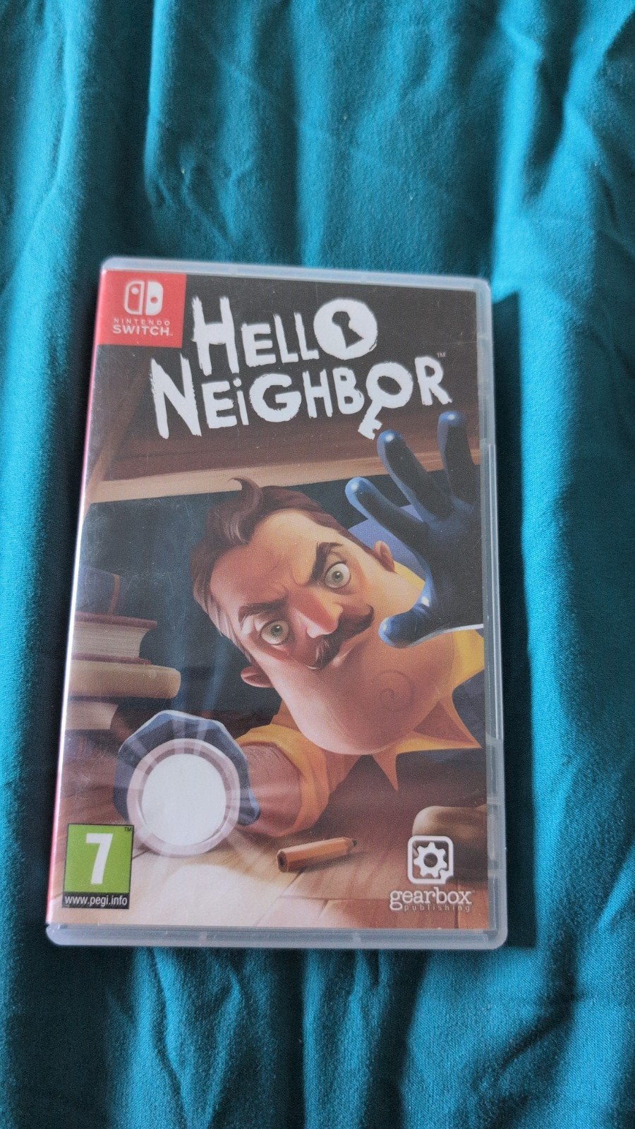 Hello Neighbor Nintendo Switch - Stealth Horror Game, 1 speler, Ophalen of Verzenden, Zo goed als nieuw, Vanaf 7 jaar
