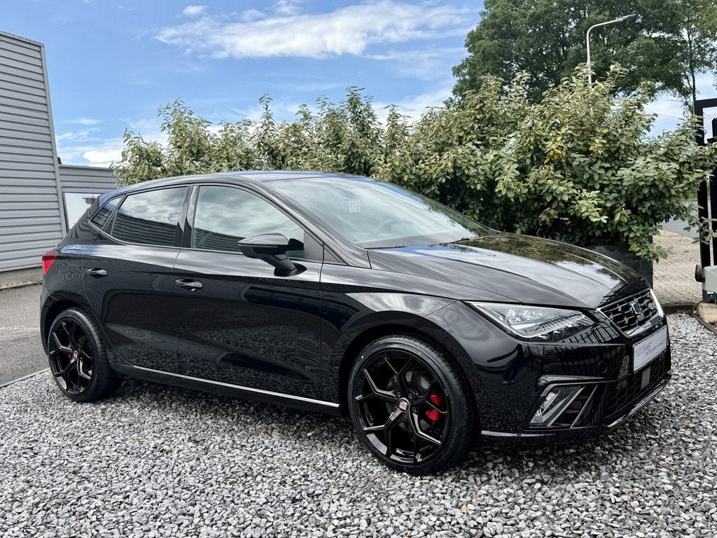 SEAT Ibiza 1.5 TSI EVO FR 150PK Led|Nav|Camera|Carplay Zwart, Auto's, Seat, Voorwielaandrijving, Stof, Huisgarantie, 4 cilinders