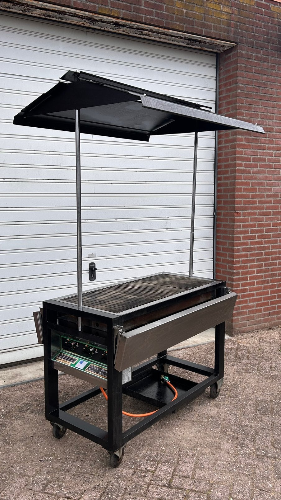 Te huur, mooie bbq, Ophalen, Fornuis, Frituur en Grillen