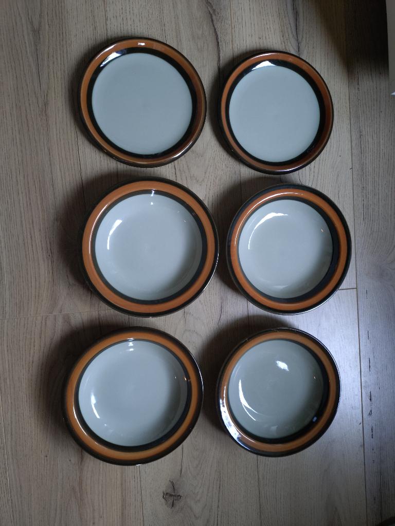 Rörstrand Annika – vintage Zweeds servies (Marianne Westman), Ophalen of Verzenden, Gebruikt, Bord