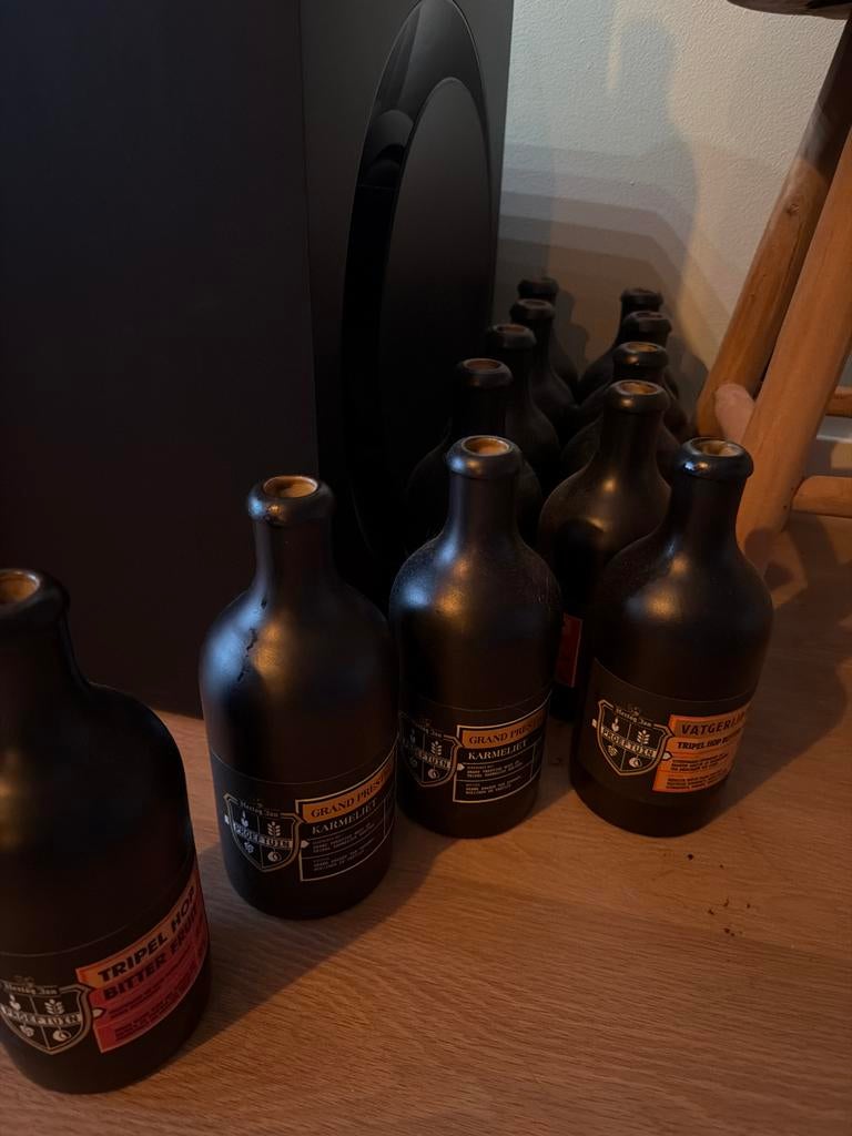 Diverse Hertog Jan Proeftuin kruiken - Lege bierflessen, Verzamelen, Ophalen, Gebruikt