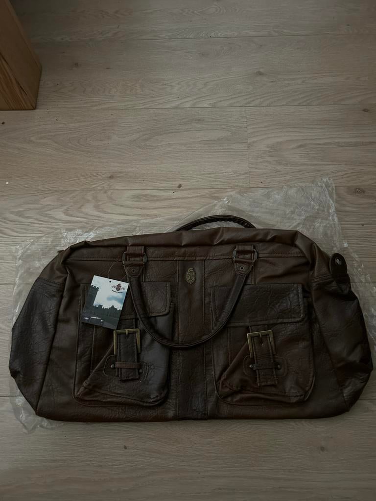 Nieuwe bruine reistas/weekendtas met labels, 40 tot 60 cm, 20 tot 30 cm, Bruin, Nieuw