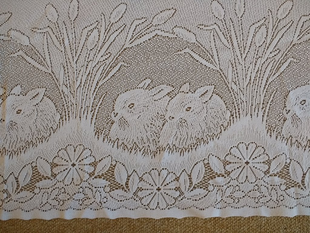 Vitrage val wit konijnen in landschap 54 cm hoog 245 cm, Ophalen of Verzenden, Zo goed als nieuw, Wit, Vitrage