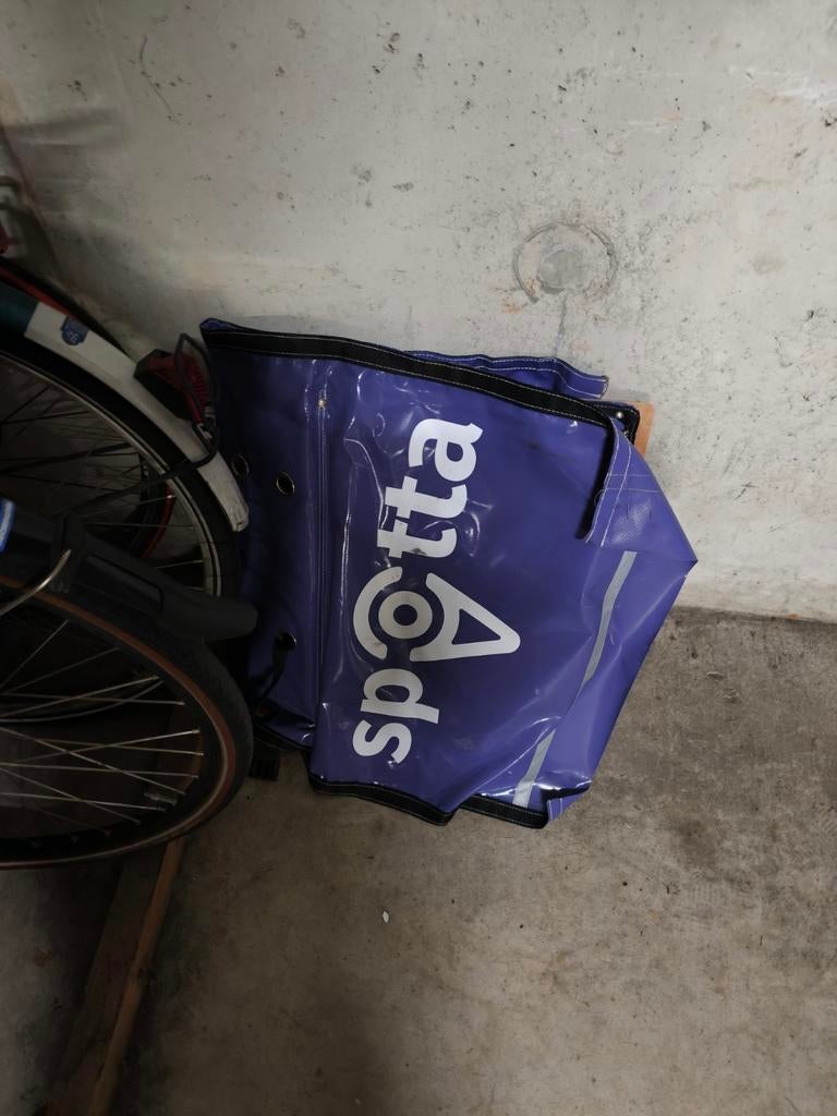 Kranten fietstas, Ophalen, Zo goed als nieuw