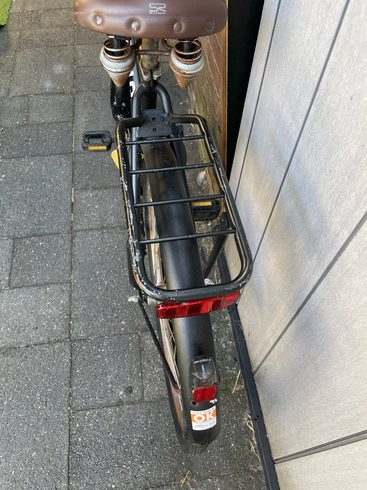 Zwarte Cortina met voordrager en 3 versnellingen, Fietsen en Brommers, Fietsen | Heren | Herenfietsen, Ophalen, Gebruikt, Overige merken