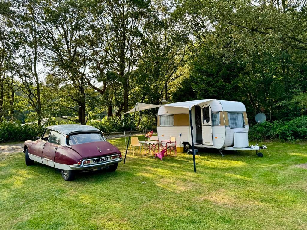 Kip Cavalier 1971 - Compacte en sfeervolle oldtimer caravan, Caravans en Kamperen, Luifel, Kip, Omvormbare zithoek, Treinzit