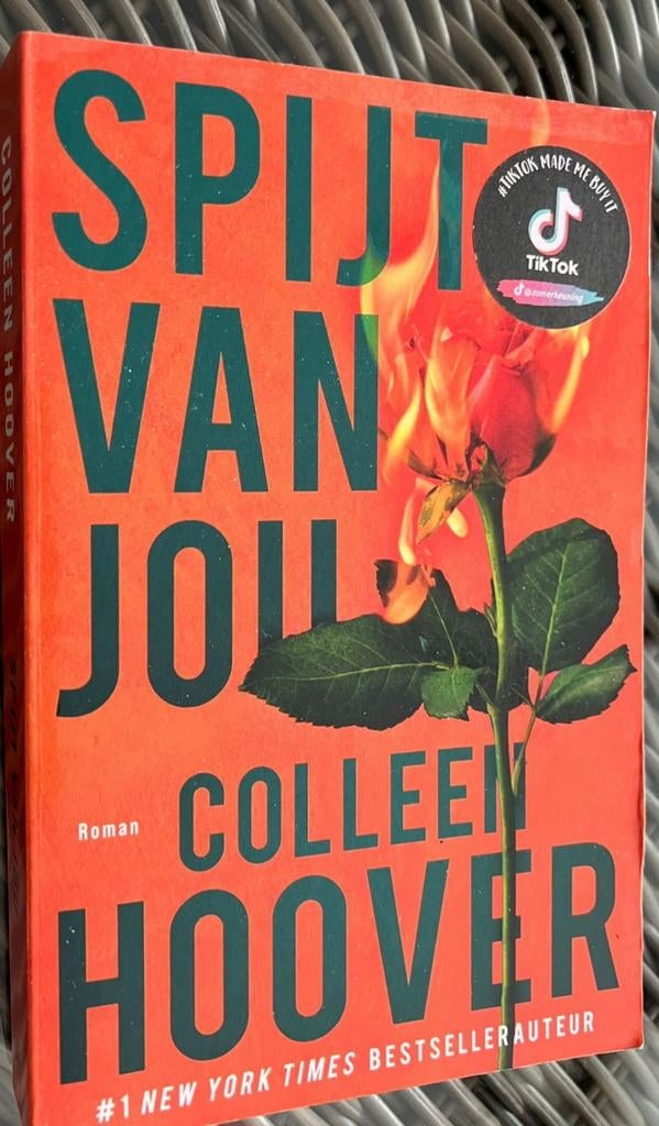 Spijt van jou - Colleen Hoover (TikTok Made Me Buy It), Ophalen of Verzenden, Zo goed als nieuw, Colleen Hoover, Nederland