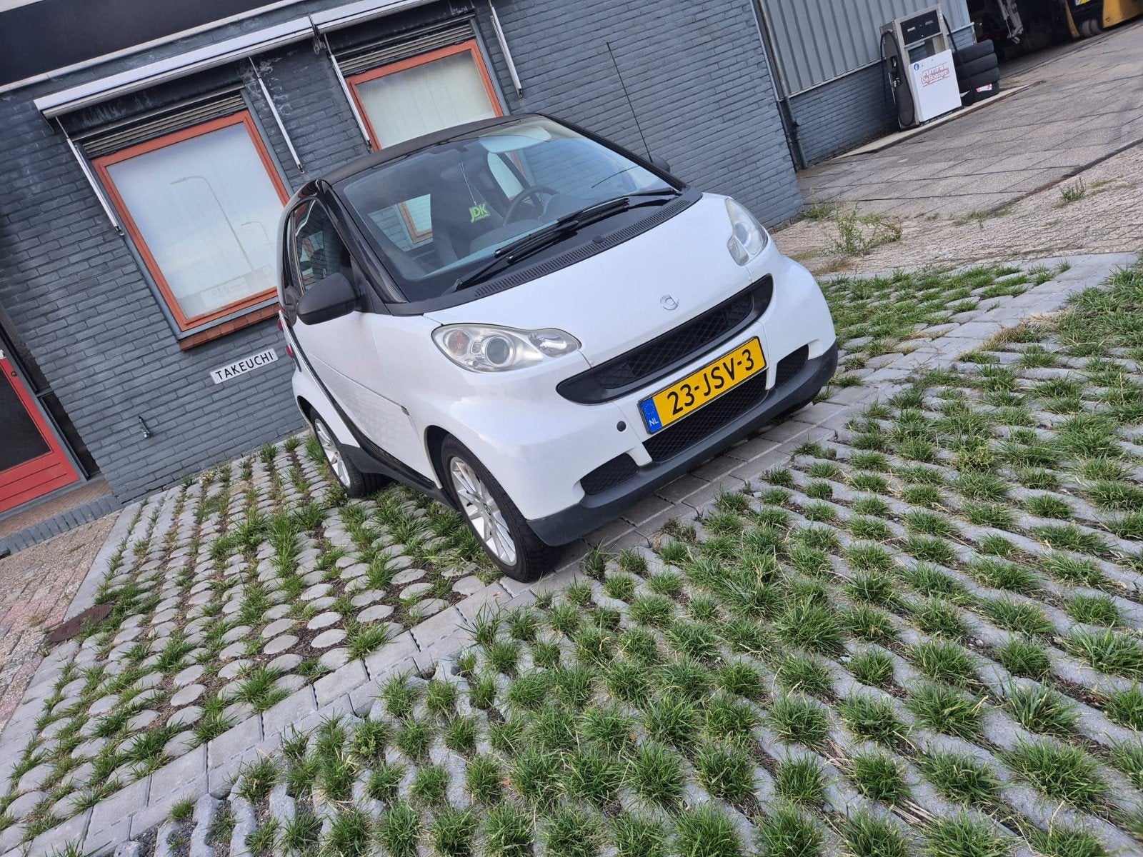 Smart ForTwo 1.0 45KW Coupe MHD AUT 2009 Zwart, Auto's, Automaat, Achterwielaandrijving, 18 €/maand, 61 pk