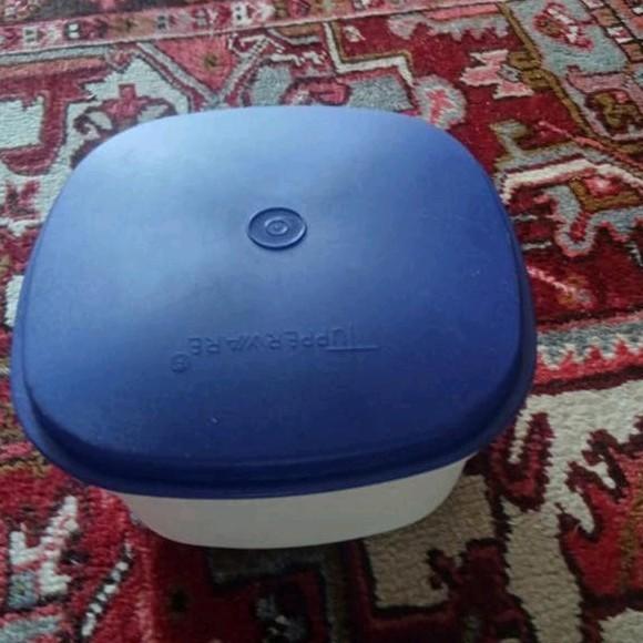 Handige Tupperware bak met vergiet en deksel, Ophalen, Gebruikt, Blauw, Bak of Kom