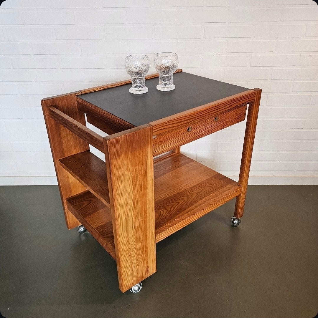 Vintage Jordi Vilanova Trolley Spaans design jr 70, Huis en Inrichting, Tafels | Bijzettafels, Gebruikt, X, 60 cm of meer, Rechthoekig