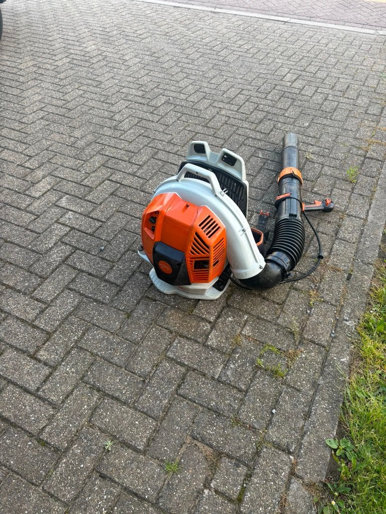 Bladblazer Bladblazer Stihl BR800, Tuin en Terras, Ophalen, Gebruikt, Ruggedragen, Met opvangzak