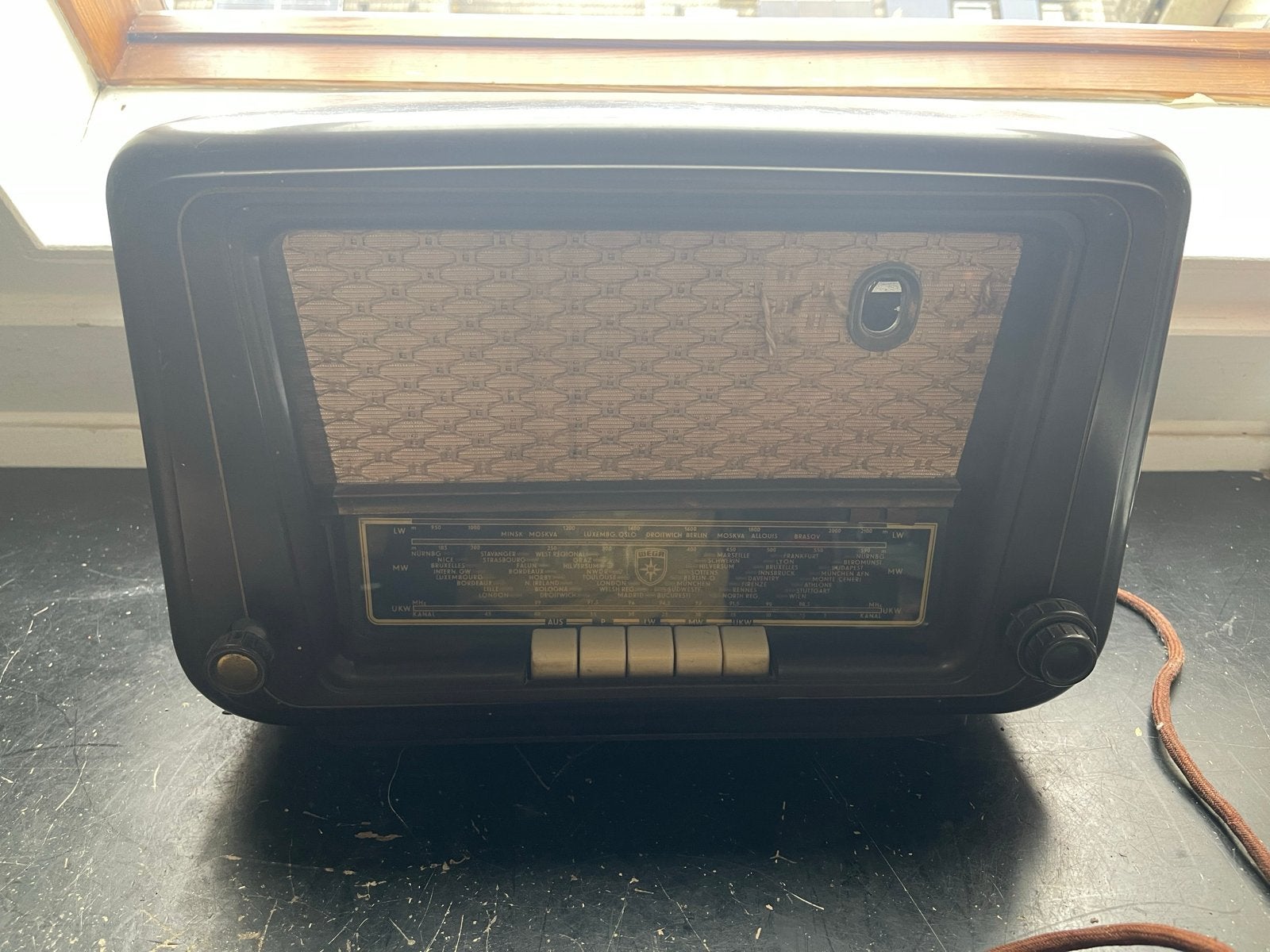 Wega Radio Stuttgart Type 1065 - Werking onbekend, Ophalen of Verzenden, Niet werkend, Radio