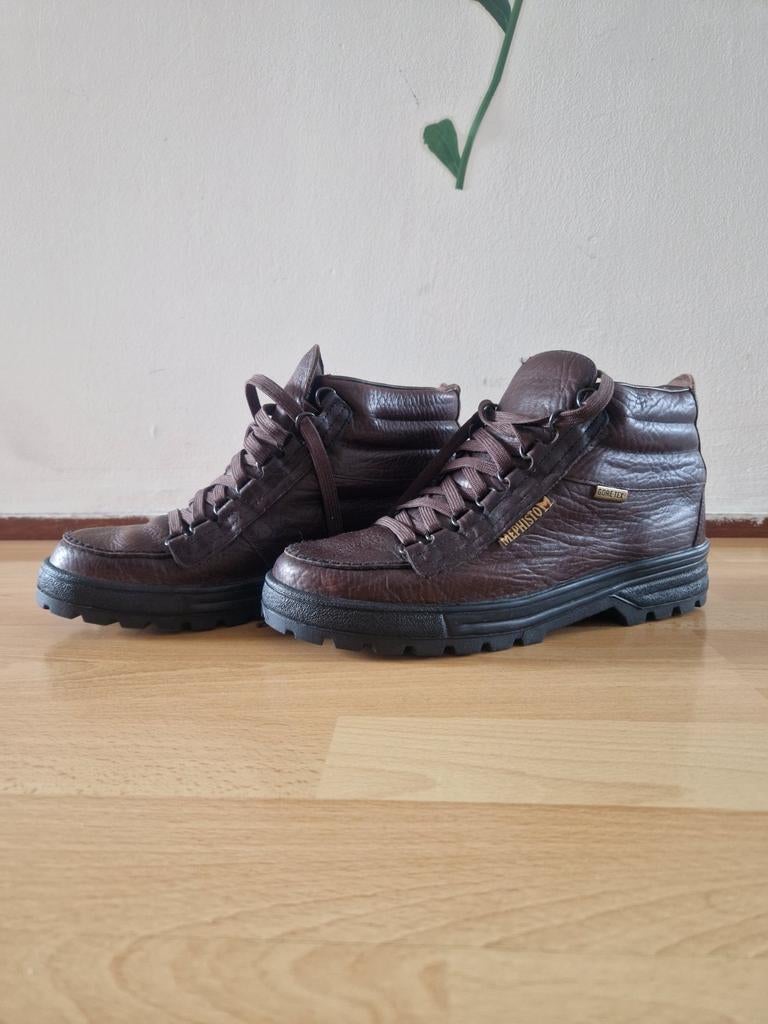 Mooie leren schoenen van het merk Mephisto, Kleding | Heren, Schoenen, Ophalen of Verzenden, Zo goed als nieuw, Bruin