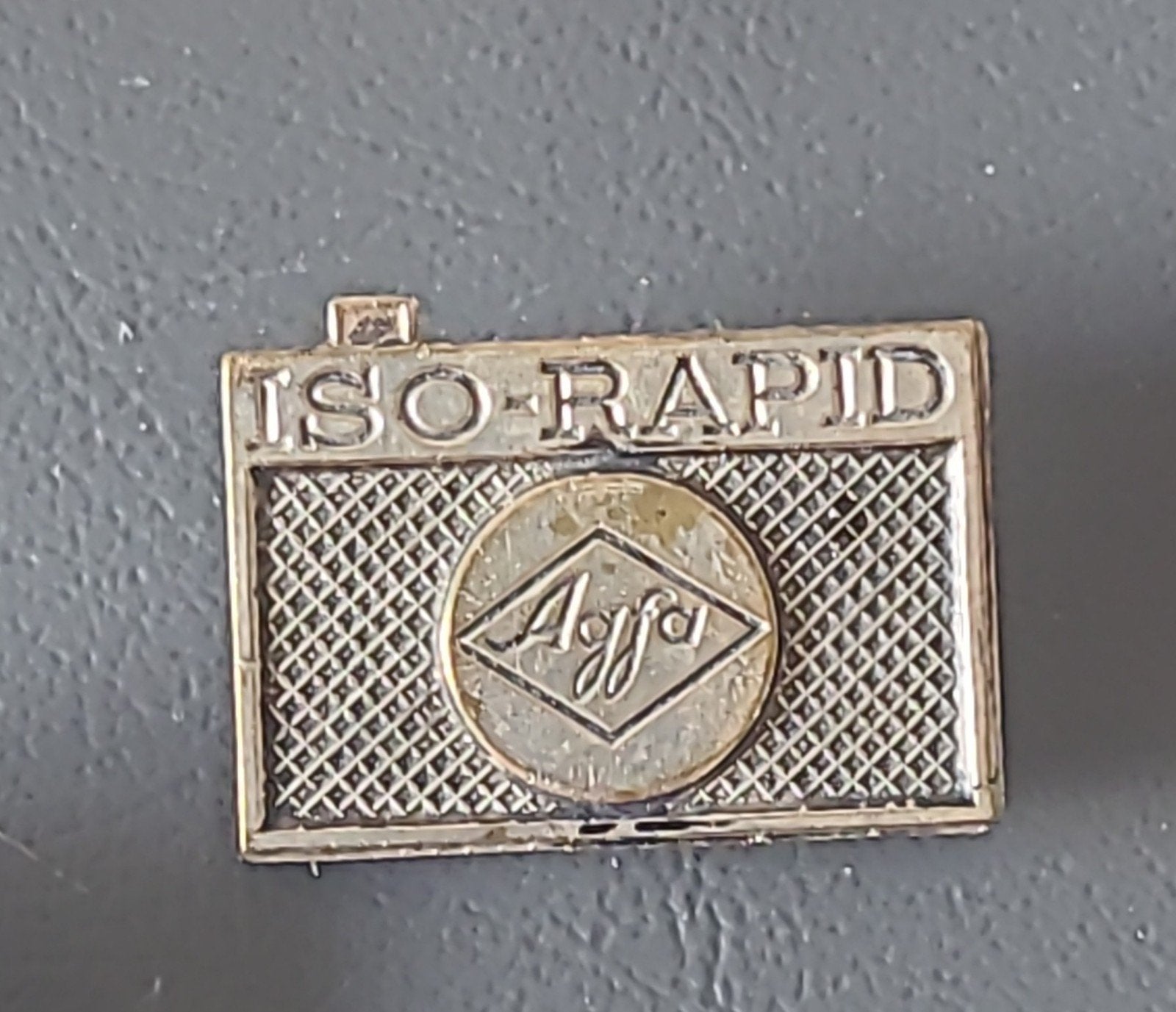 Vintage Agfa ISO-RAPID Fotocamera Pin, Verzenden, 1960 tot 1980, Overige typen
