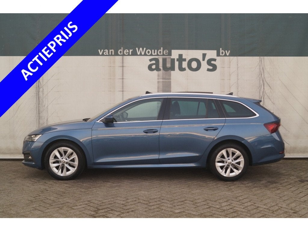 Skoda Octavia Combi 1.0 TSI 110pk DSG Business Edition Plus, Auto's, Skoda, Automaat, Automatische klimaatregeling, Stof, Gebruikt