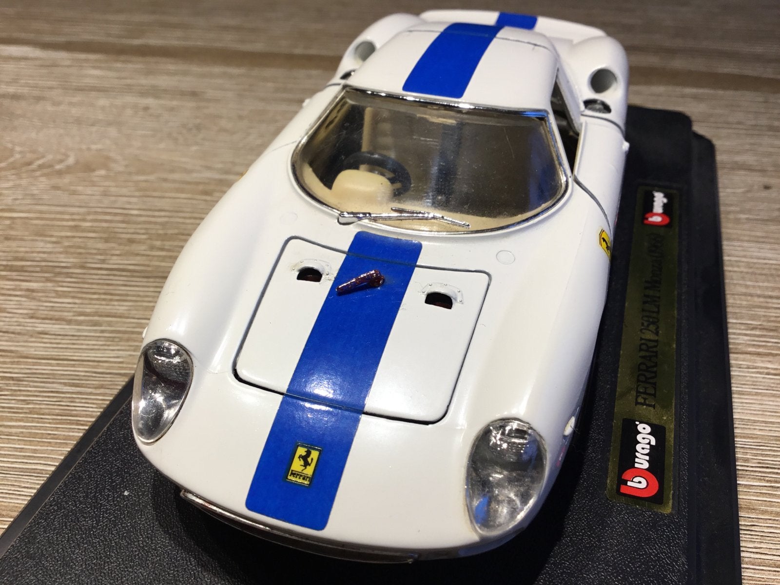 Burago Ferrari 250 LM Monza (1966) modelauto 1/24, Ophalen of Verzenden, Nieuw, Auto, Overige merken
