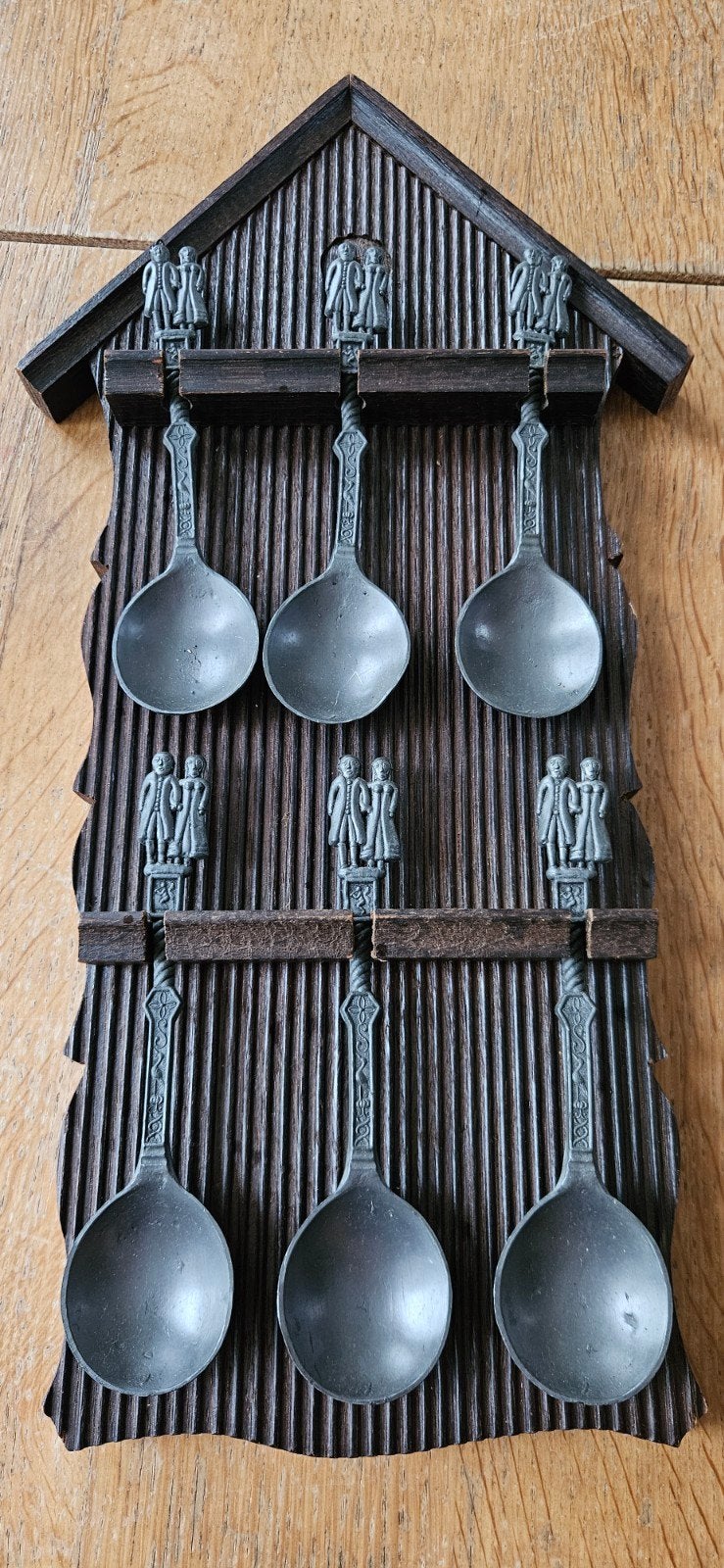 Houten wandrek met tinnen lepels, Antiek en Kunst, Ophalen of Verzenden