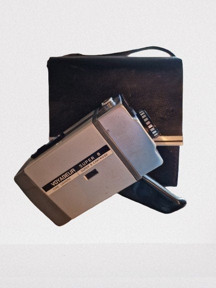 Vintage Voyageur Super 8 Cinecamera met draagtas, Audio, Tv en Foto, Videocamera's Analoog, Ophalen of Verzenden, 8mm, Camera