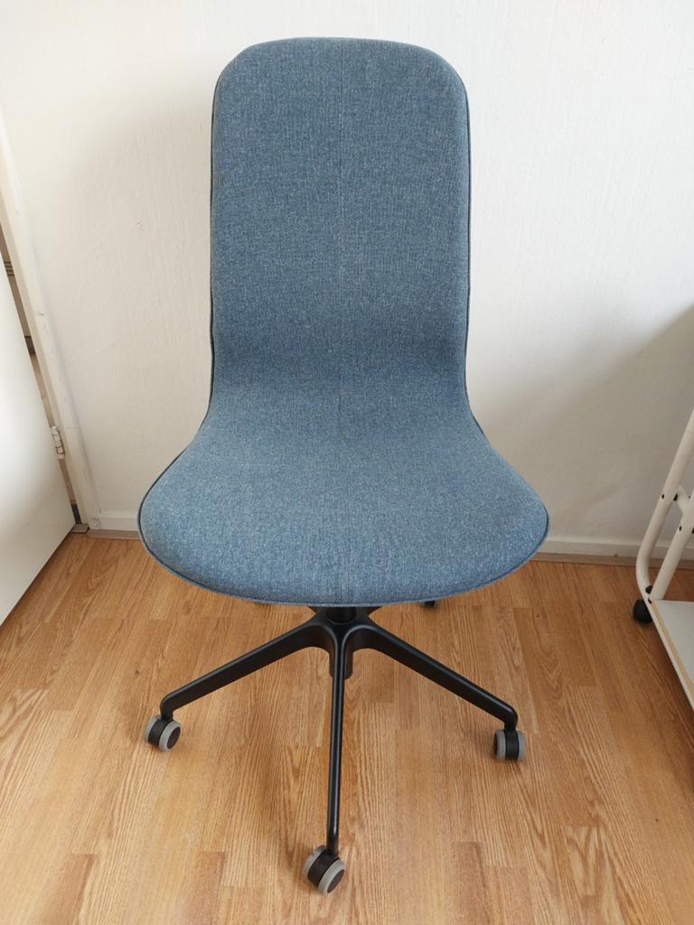 Bureaustoel Ikea Langfjall, Huis en Inrichting, Bureaustoelen, Ophalen, Zo goed als nieuw, Blauw, Bureaustoel