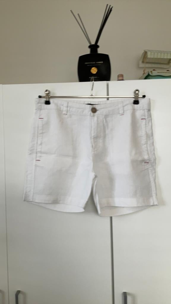 Zara korte broek, Ophalen of Verzenden, Zo goed als nieuw, Maat 48/50 (M), Wit