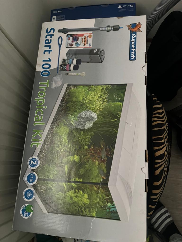 Aquarium compleet, Dieren en Toebehoren, Vissen | Aquaria en Toebehoren, Ophalen, Inclusief toebehoren, Zo goed als nieuw, Leeg aquarium