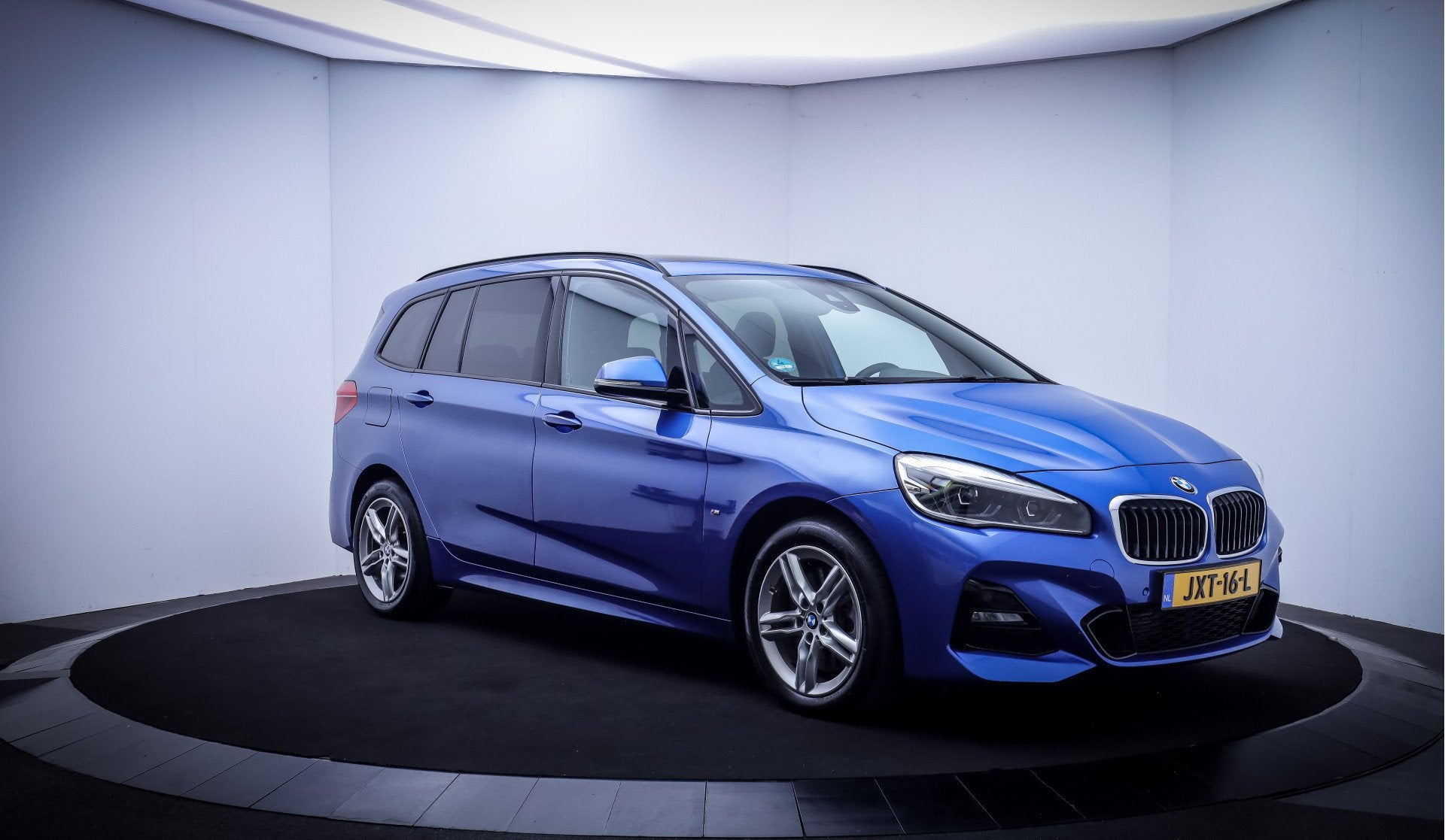 BMW 2 Serie Gran Tourer 220iA 7p M-SPORT PANO | FULL LED | C, Auto's, 1998 cc, Gebruikt, Zwart, 2-Serie Gran Tourer