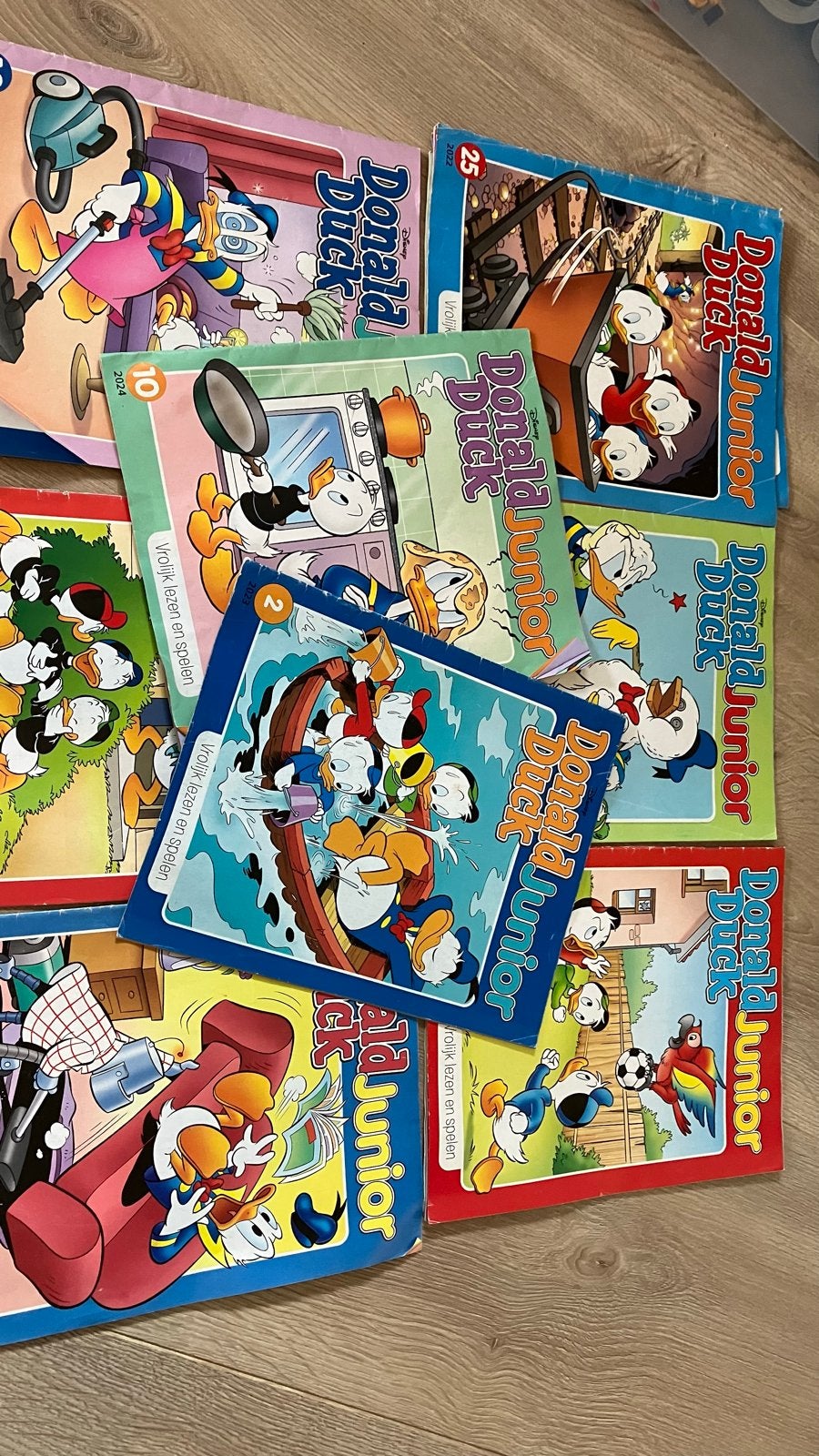 Donald Duck Junior stripboeken, Boeken, Meerdere stripboeken, Ophalen, Gelezen