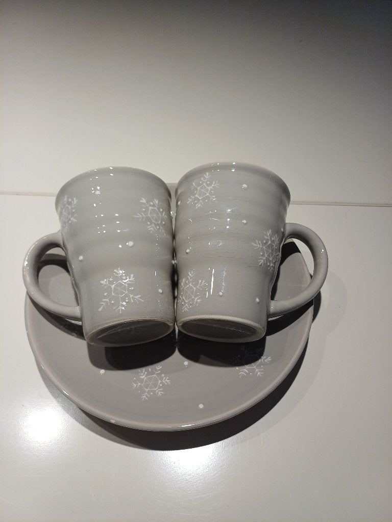 2 kerstbekers en bordje van het merk SIA, Ophalen of Verzenden, Zo goed als nieuw