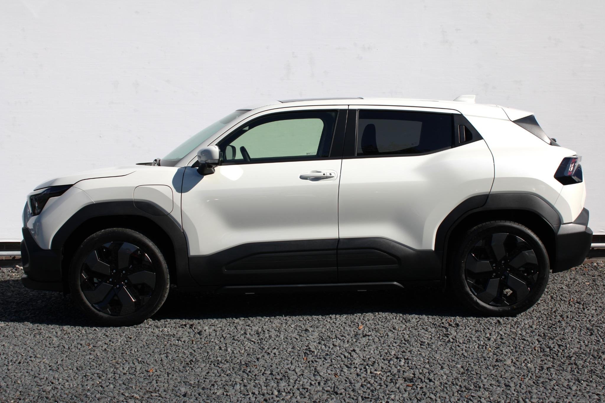 Suzuki e VITARA Style 61 kWh DEMOVOORDEEL, 10 jaar GARANTIE!, Auto's, 12 maanden, Gebruikt, Leder en Stof, Wit