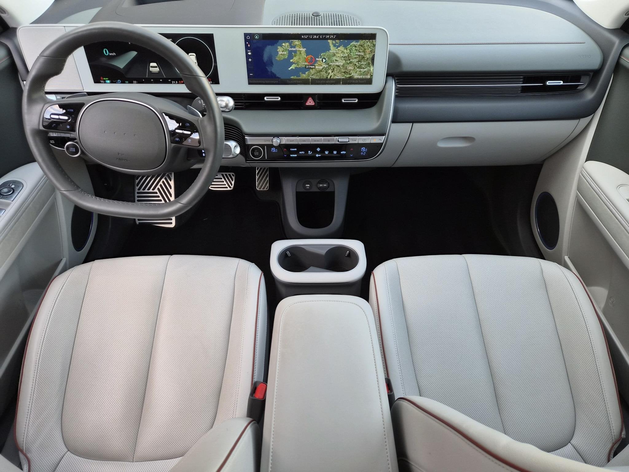 Hyundai IONIQ 5 Lounge 77.4 kWh / SOH 98% / CCS snelladen /, Automaat, Gebruikt, IONIQ 5, Leder