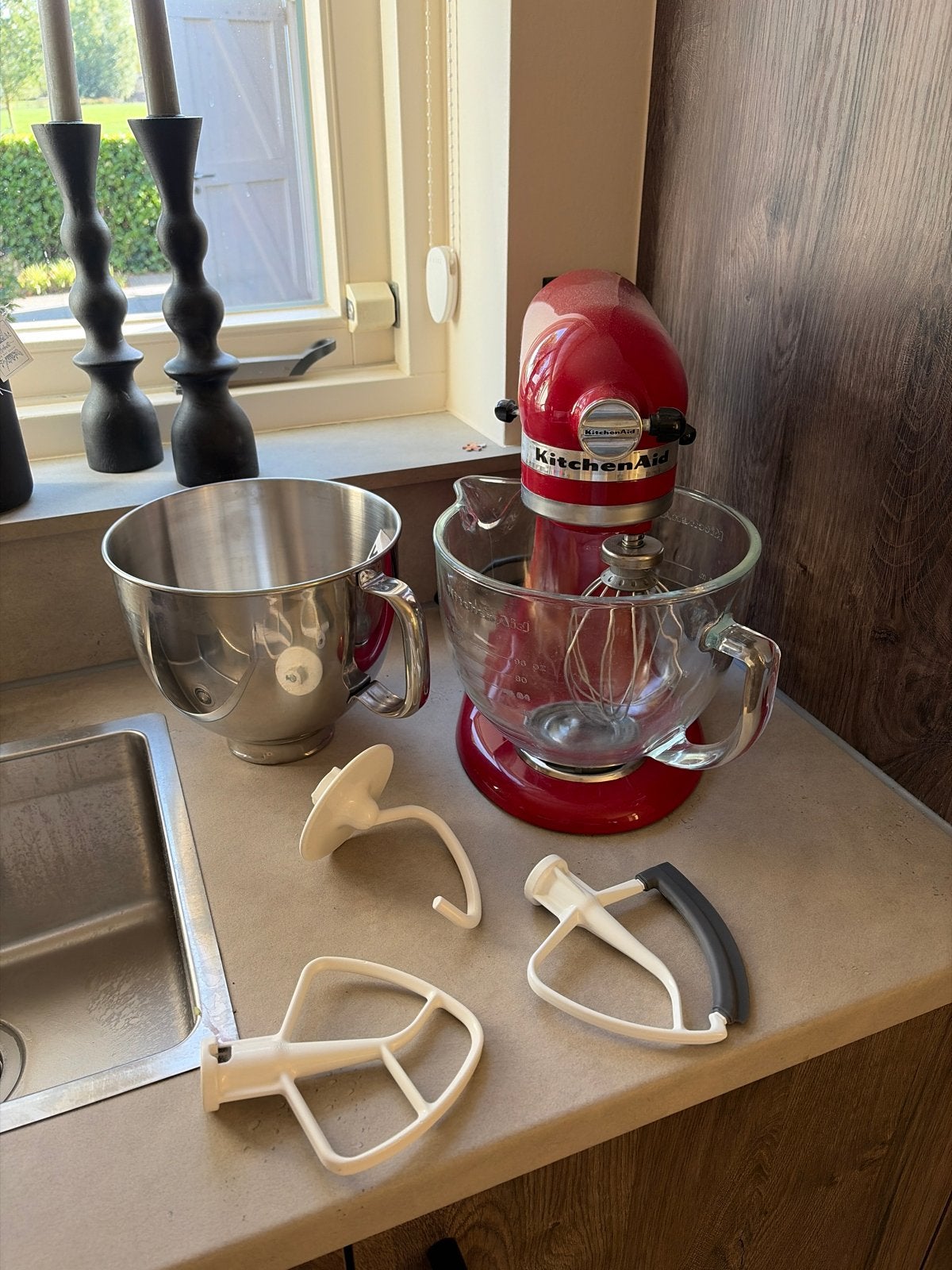 KitchenAid Artisan Keukenmixer - Rood met accessoires, 4 liter of meer, 3 snelheden of meer, Ophalen of Verzenden, Zo goed als nieuw