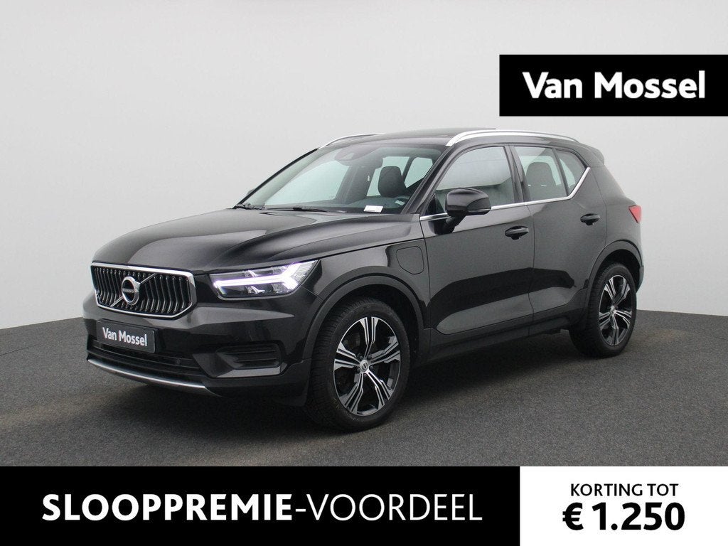 Volvo XC40 1.5 T4 Recharge Inscription | Automaat | Panorama, 12 maanden, Euro 6, 1712 kg, Zwart