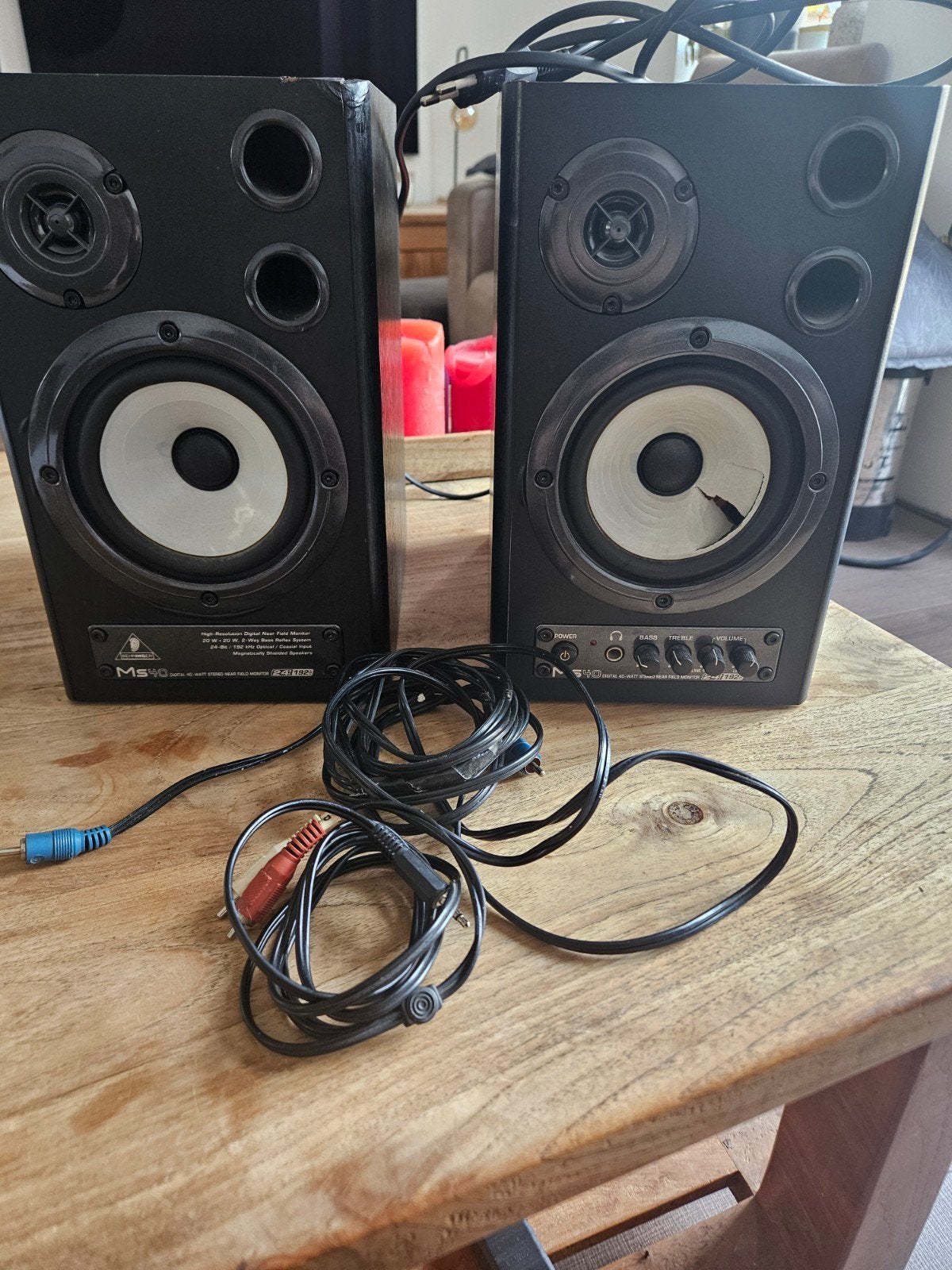 Behringer MS40 Studiomonitoren - Defecte woofer, Audio, Tv en Foto, Luidsprekers, Studiomonitor, Inclusief kabels, Niet werkend