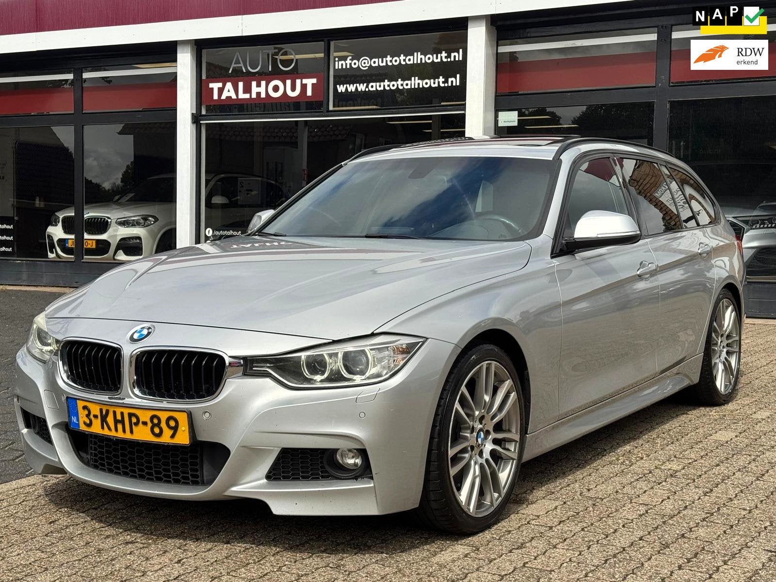 BMW 3-serie Touring 328i M-Sport - AUTOMAAT, TREKHAAK, PANO,, Auto's, Automaat, 745 kg, 4 cilinders, 1600 kg