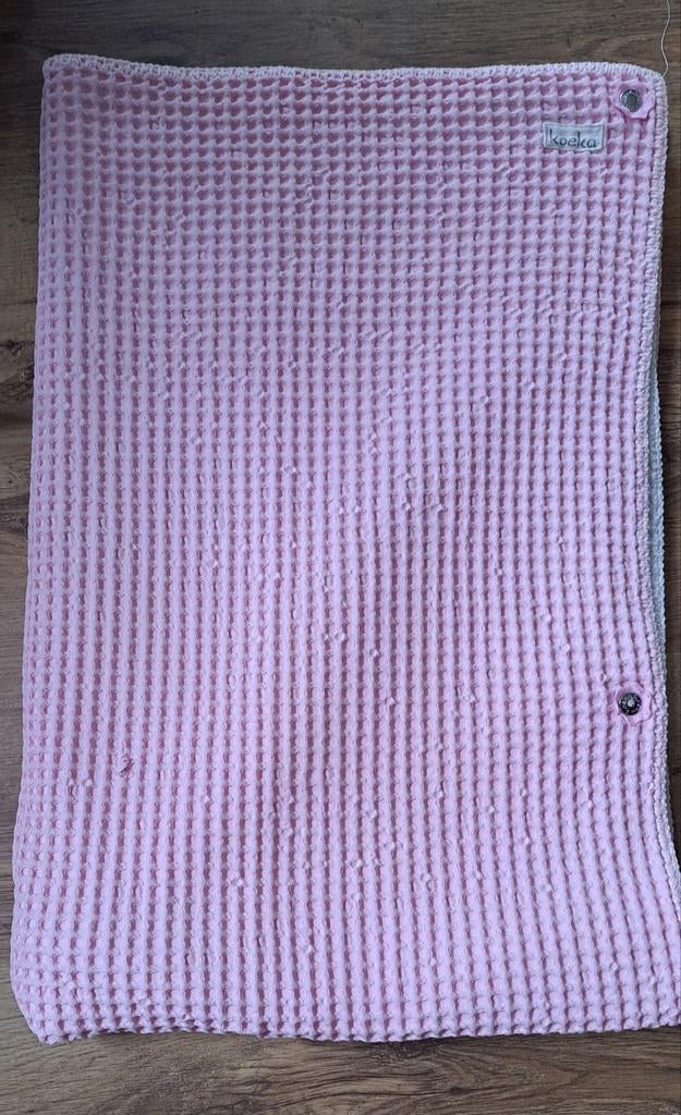 Koeka Dubbel Ledikant Dekentje - Roze Wit wafelstof, Kinderen en Baby's, Dekens, Slaapzakjes en Inbakerproducten, Gebruikt, Ophalen of Verzenden