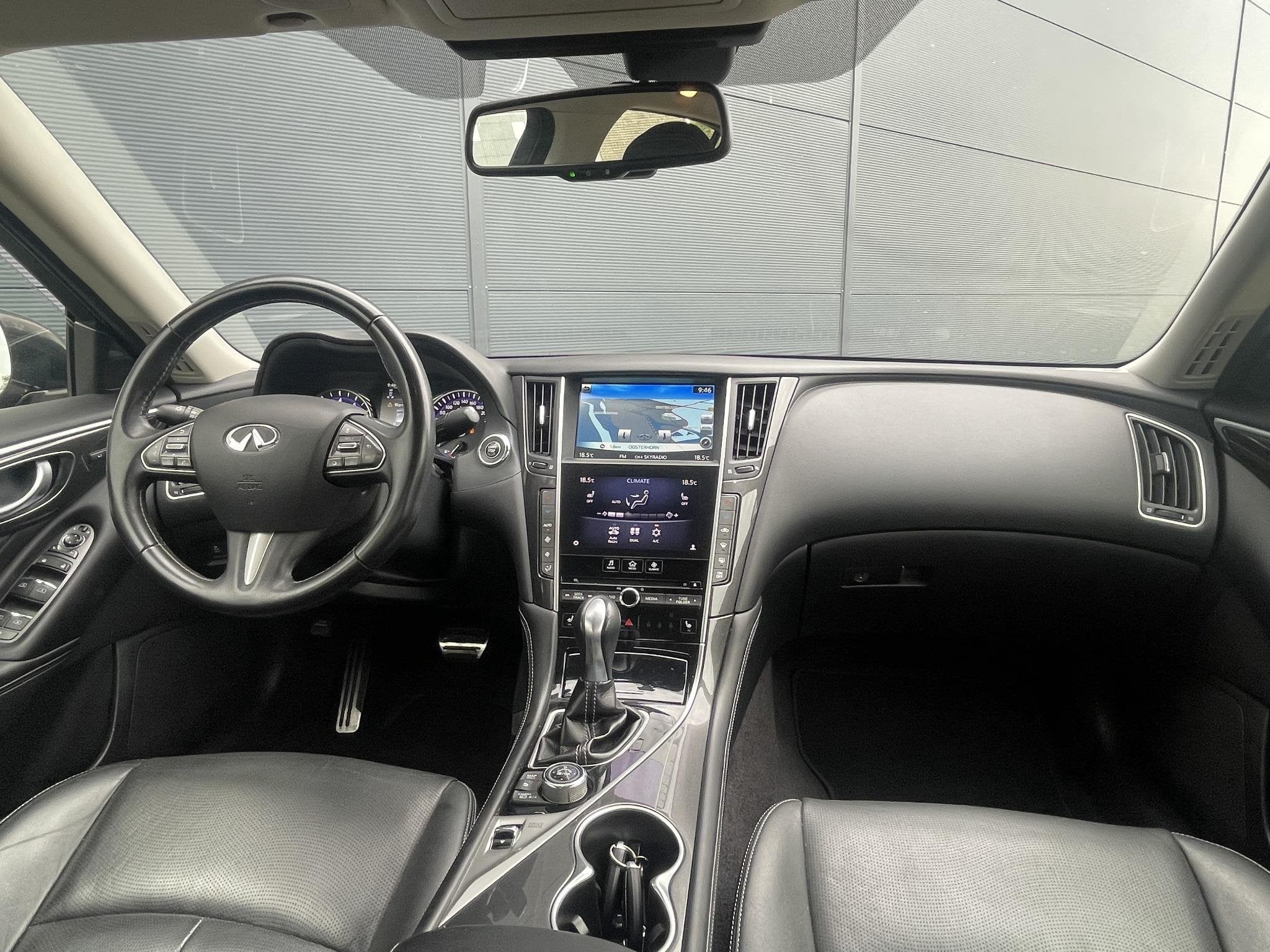 Infiniti Q50 2.0t Business Premium + | Bose | Trekhaak | Led, Auto's, Infiniti, Automaat, Euro 5, Achterwielaandrijving, Gebruikt