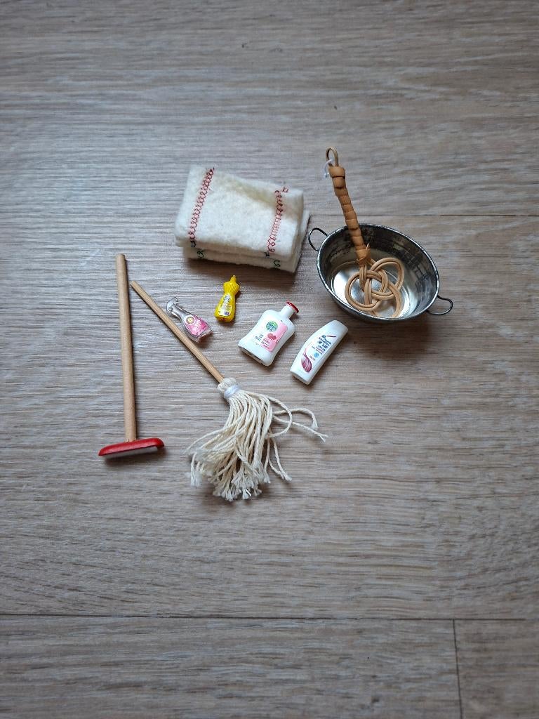 Miniatuur schoonmaak, Verzamelen, Ophalen of Verzenden, Zo goed als nieuw, Poppenhuis