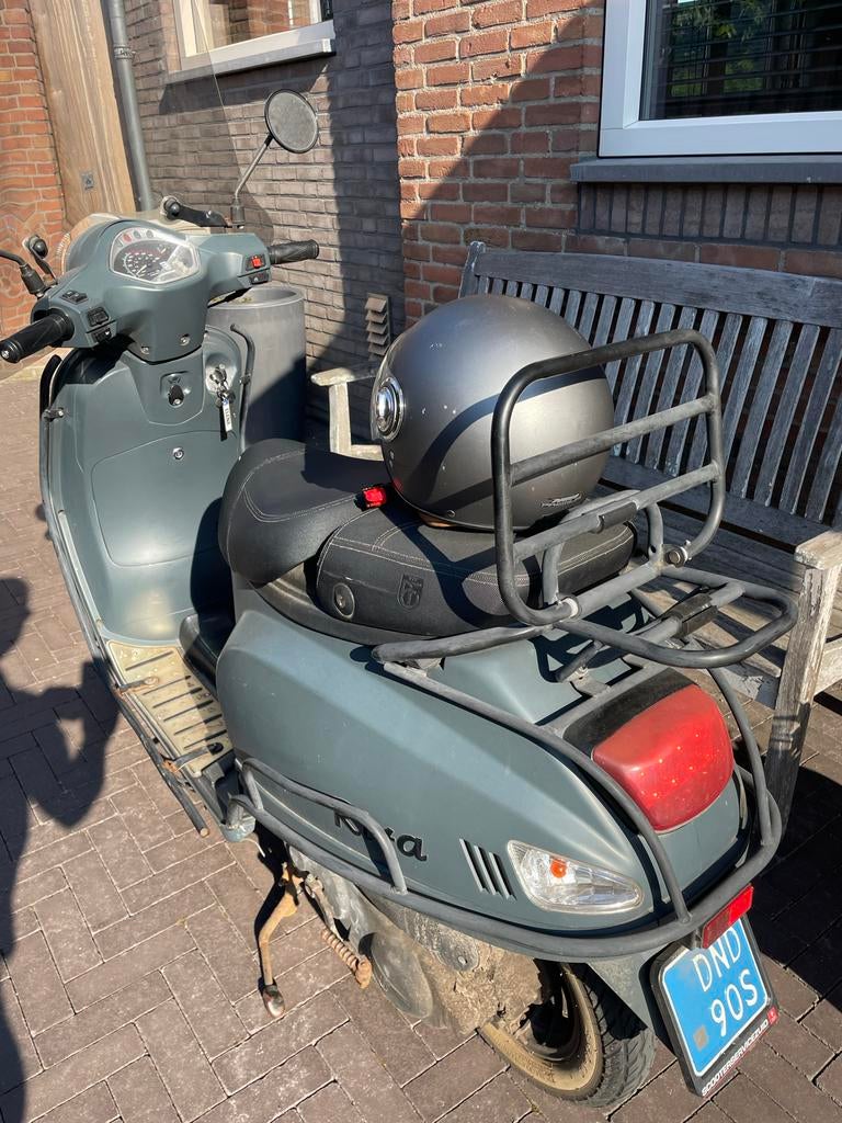 BTC Riva Luxury Scooter - Grijs, Overige merken, Gebruikt, Ophalen of Verzenden, Benzine