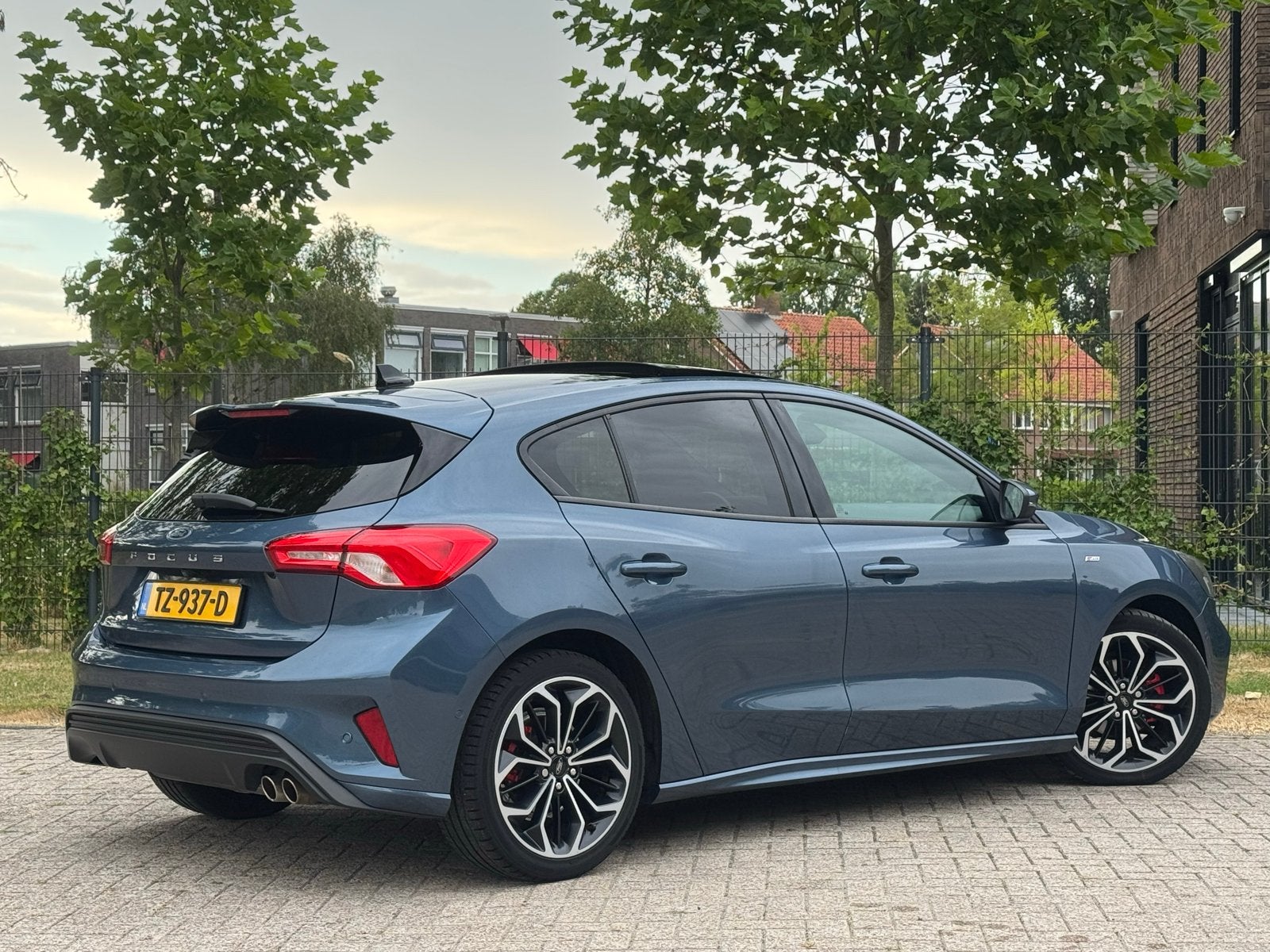 Ford Focus 125pk 2018 Blauw | ACC | PANO | STOEL+STUUR VERW, Auto's, 125 pk, Blauw, Origineel Nederlands, Handgeschakeld