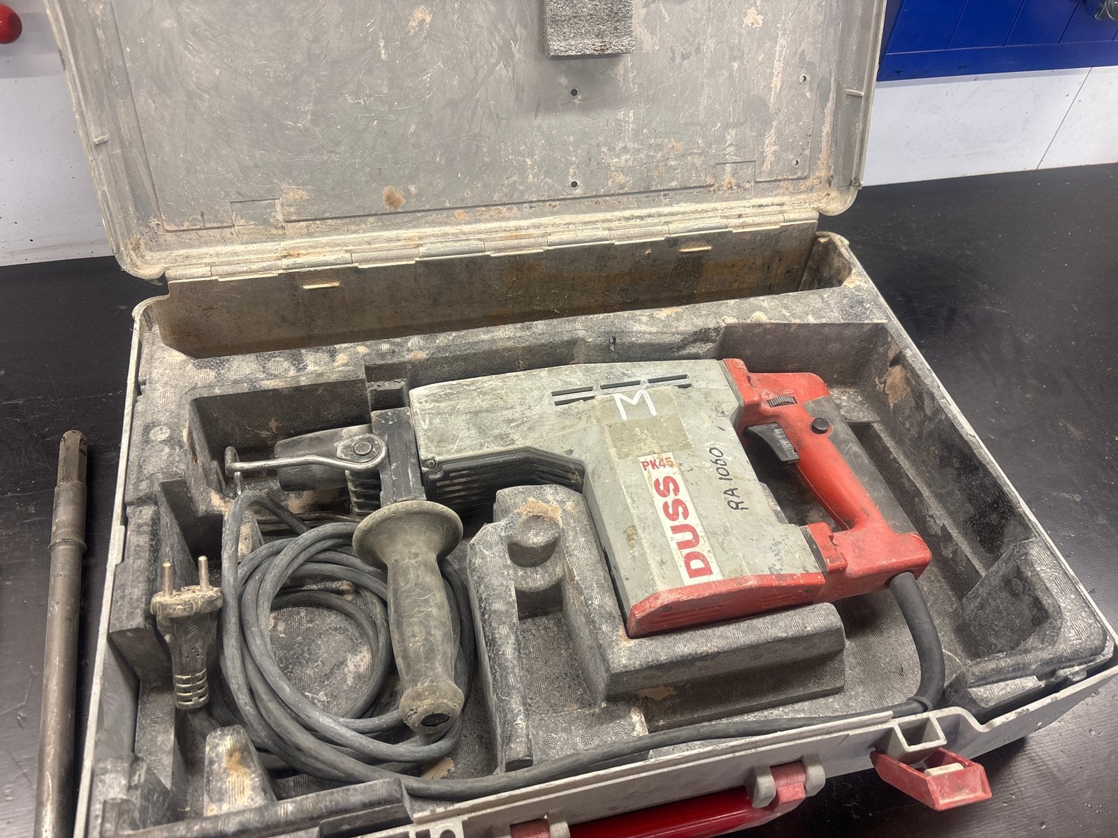 DUSS PK45 Boor- en Breekhamer met accessoires, Boor- en/of Breekhamer, Ophalen of Verzenden, Klopboormechanisme, Gebruikt