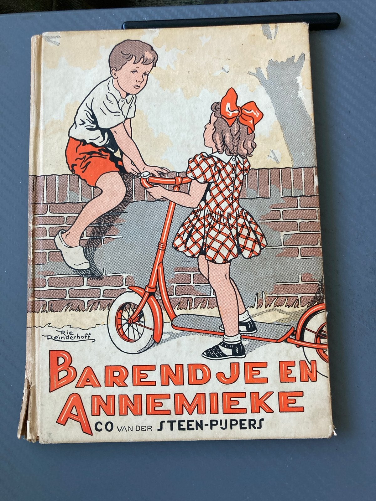 Barendje en Annemieke - Rie Reinderhoff, Ophalen of Verzenden, Gelezen, Fictie algemeen