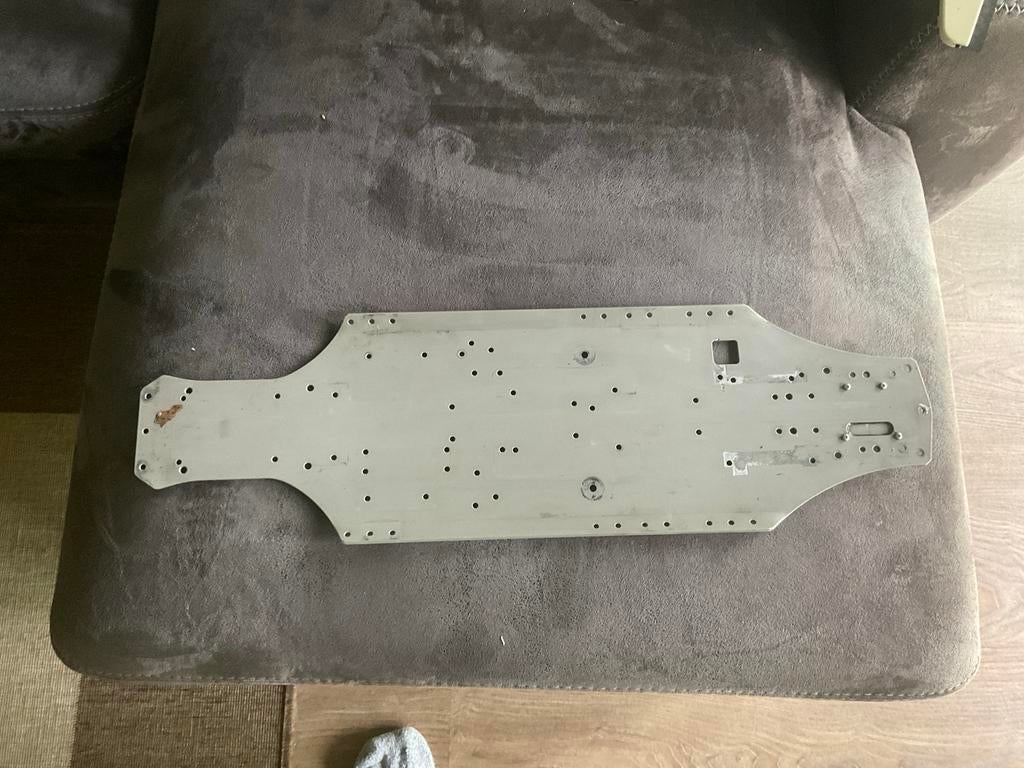 FG ALU-CHASSIS 1/5-4WD-E WB530 MM (2 stuks), Overige merken, Gebruikt, Auto, Groter dan 1:32