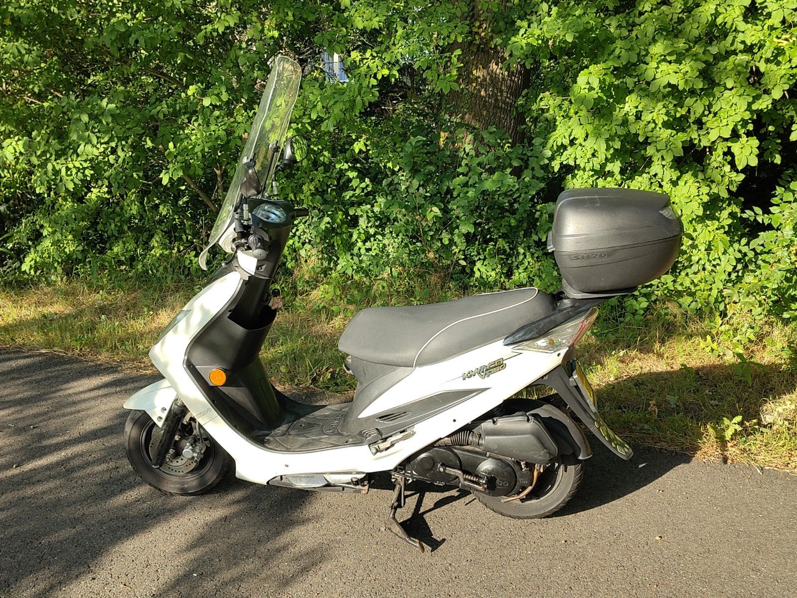 Nette Kymco VP50 Geel Kenteken met Windscherm en Koffer, Fietsen en Brommers, Scooters | Kymco, Ophalen, Overige modellen, Zo goed als nieuw