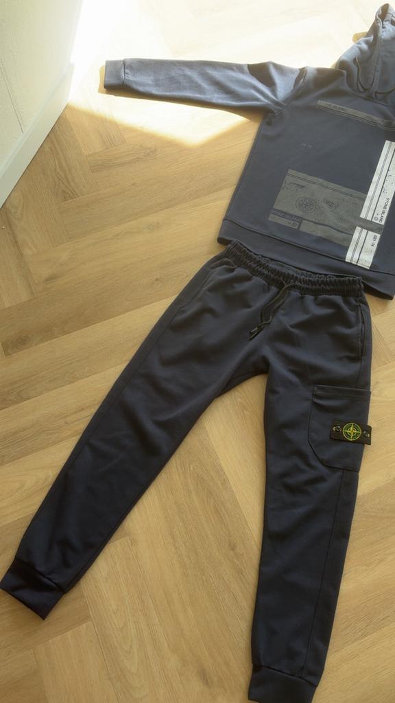 Stone Island trainingspak jongens - Maat S, Ophalen of Verzenden, Gedragen, Maat 46 (S) of kleiner, Overige kleuren