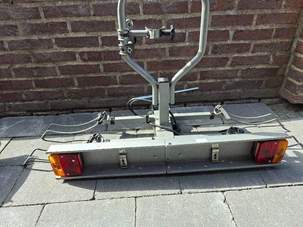 Fietsendrager, Ophalen, 2 fietsen, Gebruikt, Trekhaakdrager