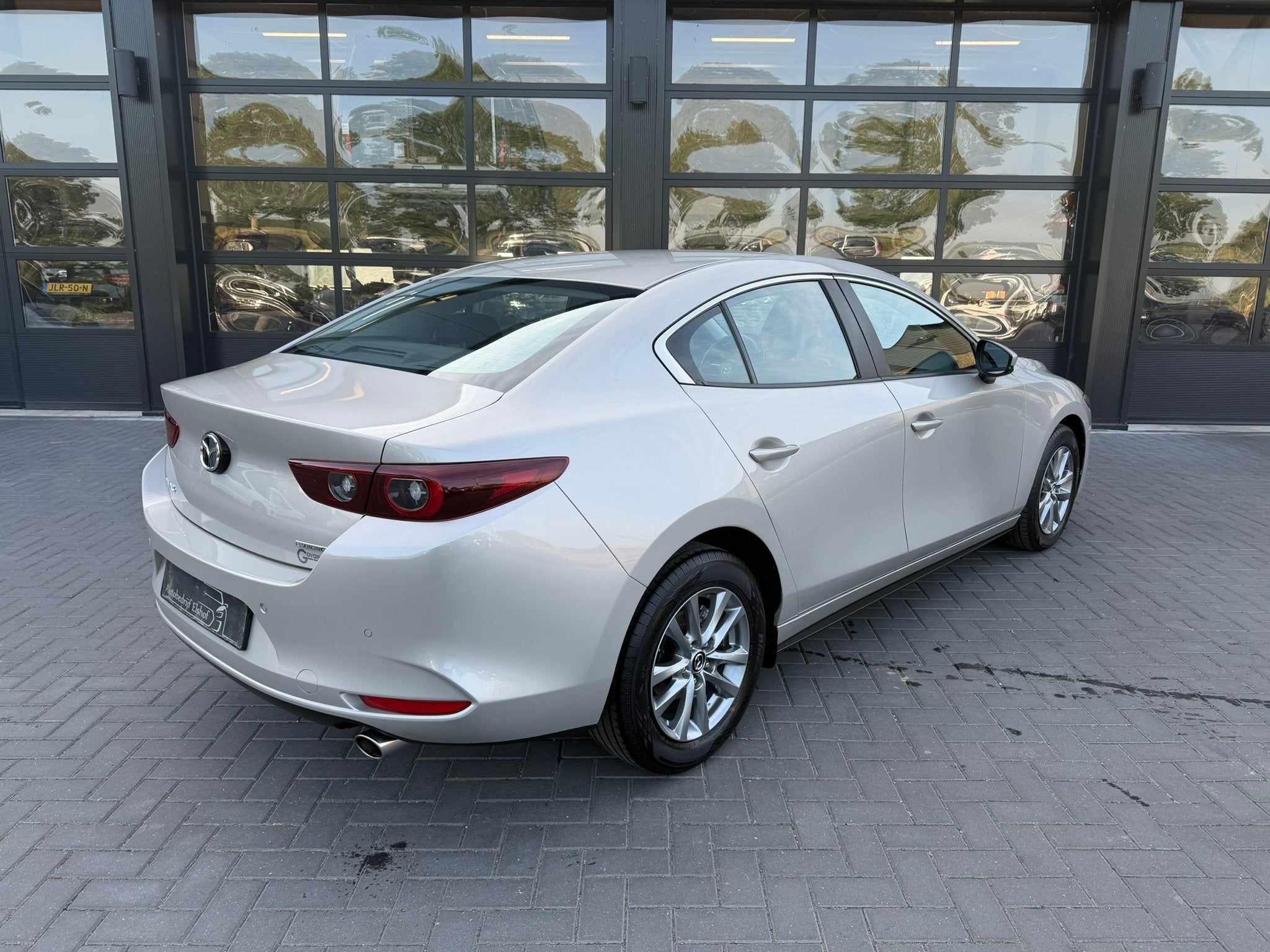 Mazda 3 2.5 e-SkyActiv-G Carplay (bj 2024), Keurmerk '100% Onderhouden', Gebruikt, 4 cilinders, Origineel Nederlands