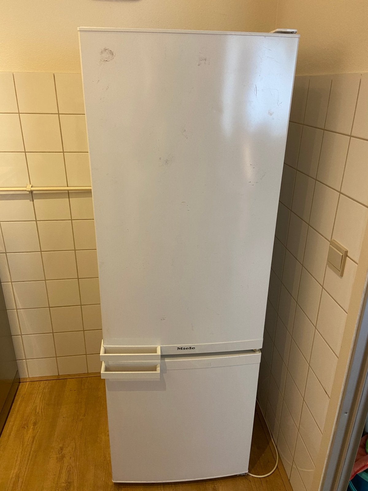Miele koelviescombinatie, 200 liter of meer, Ophalen, Gebruikt, Zonder vriesvak