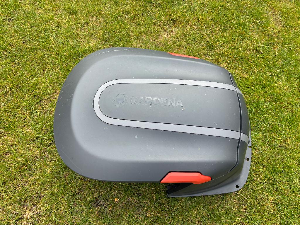 Gardena robotmaaier overkapping sileno, Tuin en Terras, Robotmaaiers, Ophalen, Zo goed als nieuw, Minder dan 20 cm, GARDENA